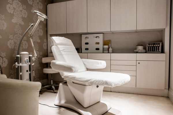 Quanto Fatura uma Clínica de Estética por Mês Veja Dados Reais e Projeções